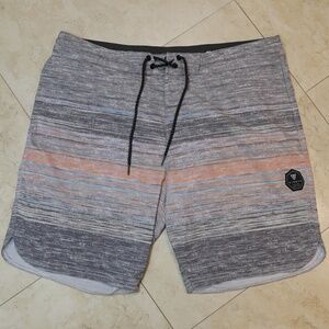VISSLA Mens Hybrid Board-Shorts NWOT~
